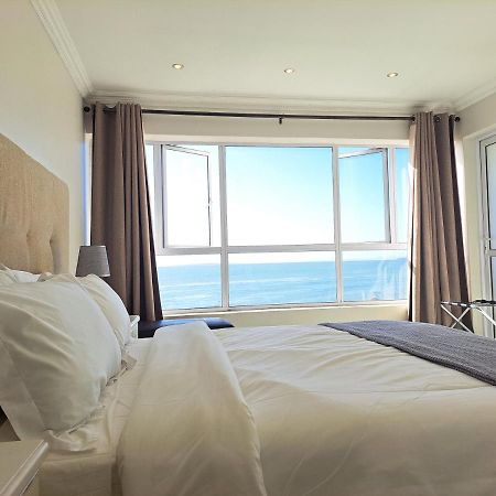 3 Bedroom Sea Facing Family Apartment Cape Town Moullie Point Екстериор снимка