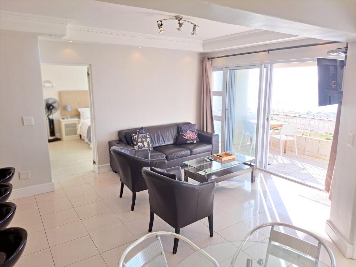 3 Bedroom Sea Facing Family Apartment Cape Town Moullie Point Екстериор снимка