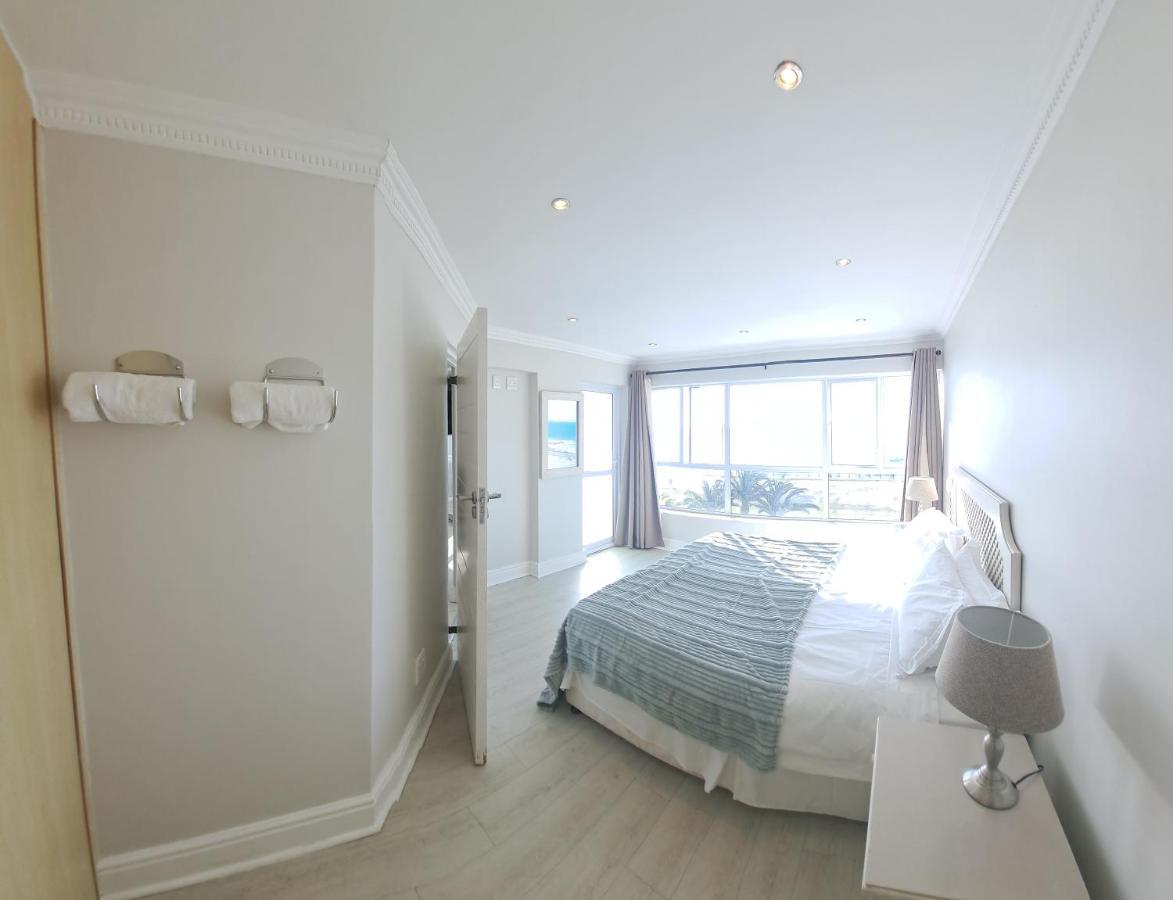 3 Bedroom Sea Facing Family Apartment Cape Town Moullie Point Екстериор снимка